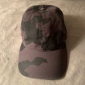 ⭐️ LAST DAY TO BUY! American Eagle Camo Cap